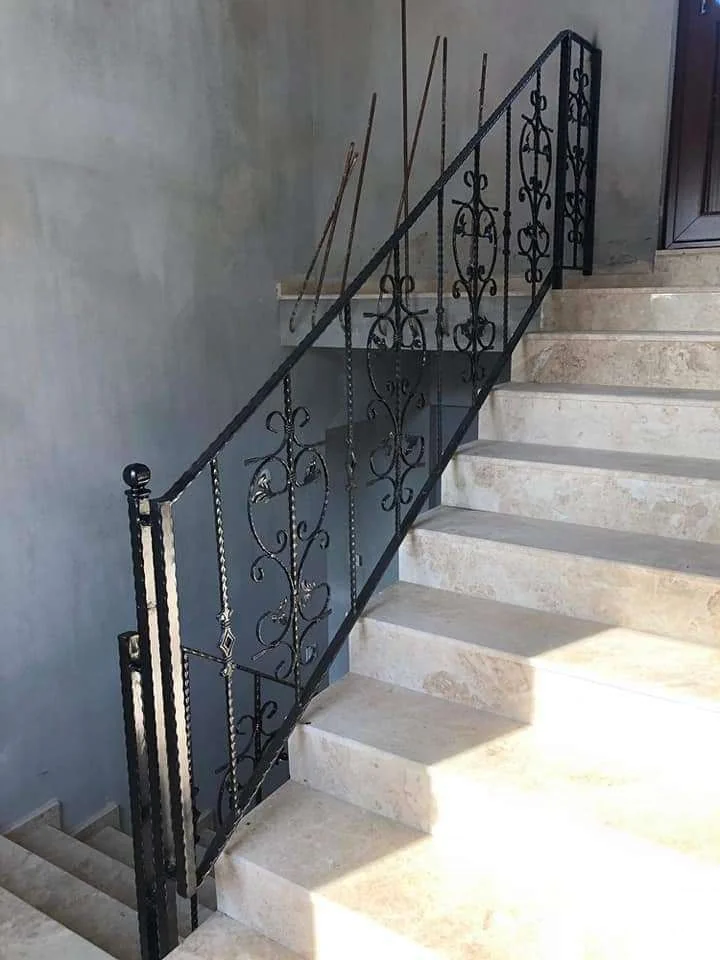 Antalya Merdiven Korkuluğu Örneği - Paslanmaz Çelik Tasarım