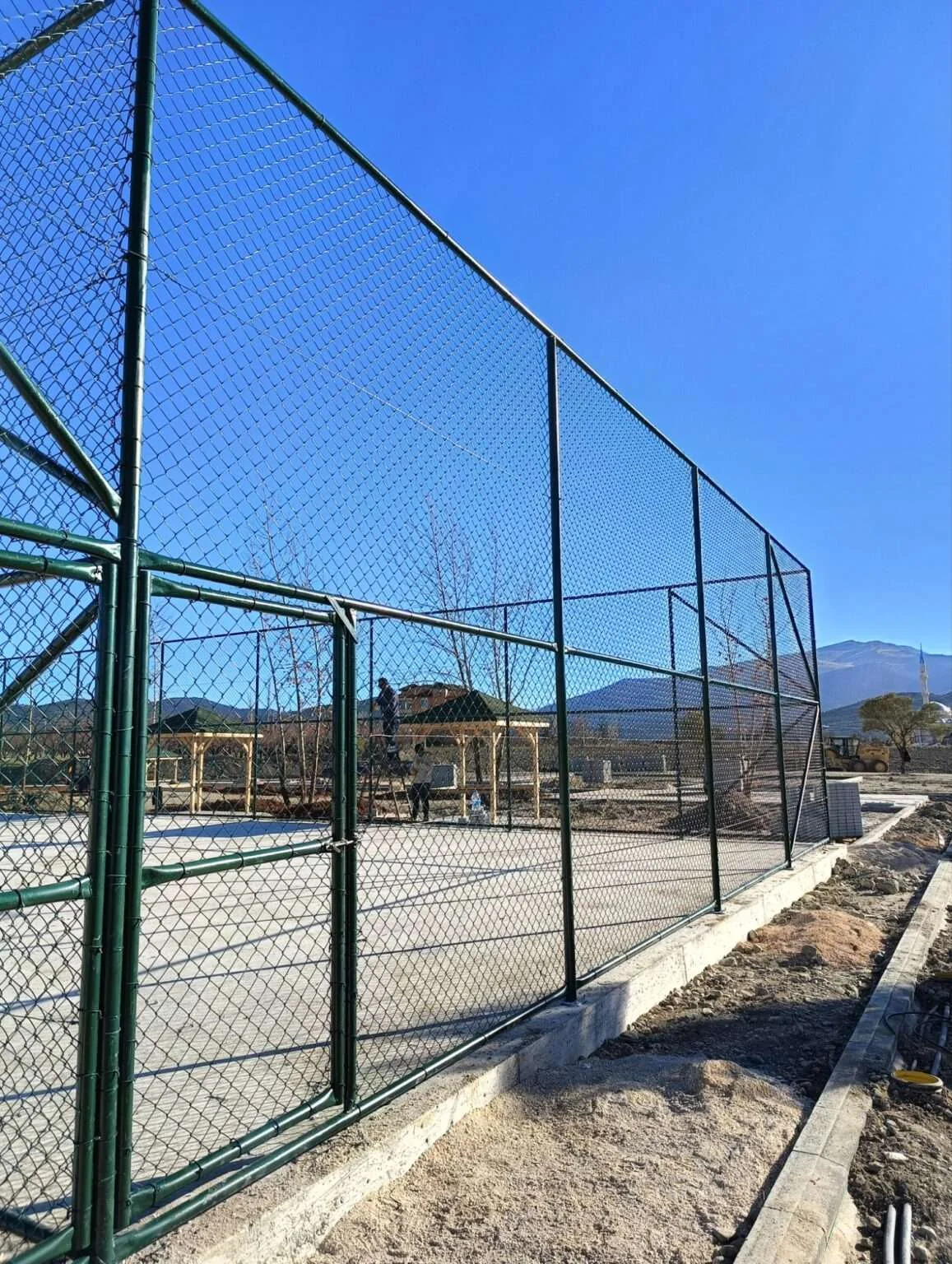 Antalya Spor Saha İmalat İşleri - Profesyonel Saha Kurulumu