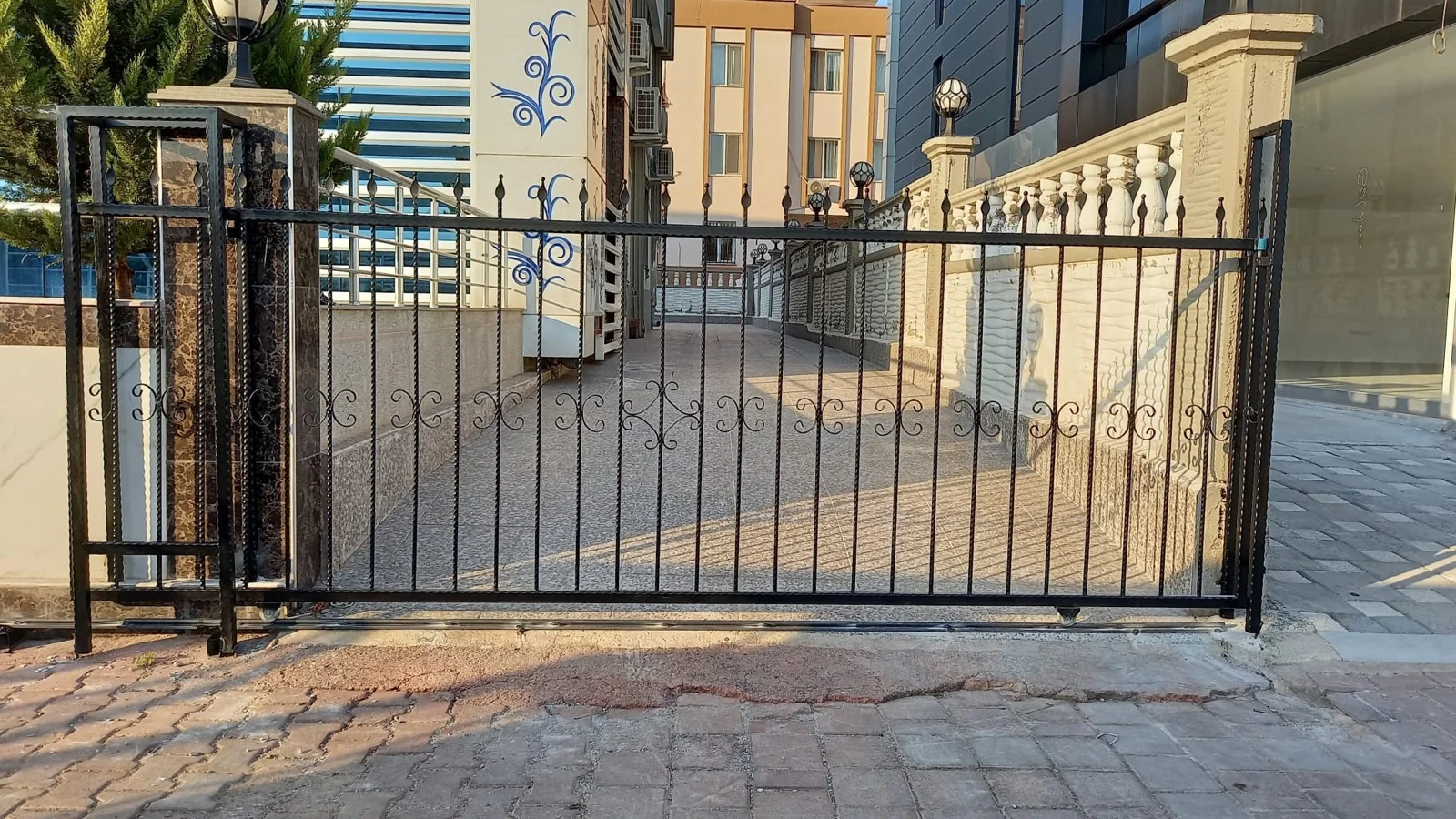 Antalya Bahçe Kapısı Uygulaması - Modern Kapı Tasarımı