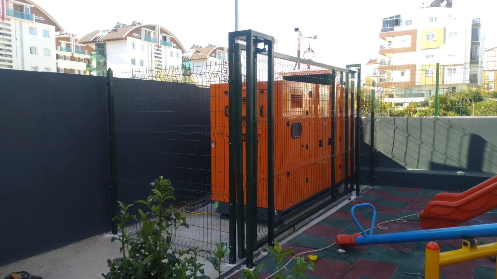 Antalya Jeneratör Çiti Referansı - Galvanizli Çelik Çit